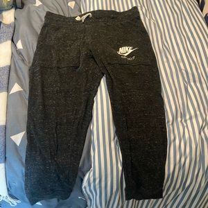 Nike comfy leggings